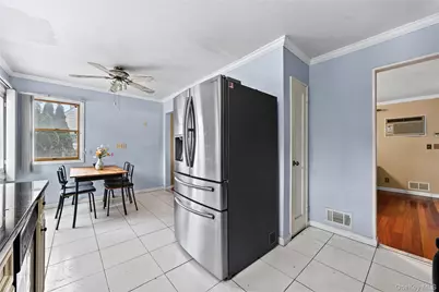 110 Briarcliff Road, Westbury, NY 11590 - Photo 9