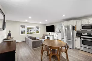 30 Elm St, Massapequa, NY 11758 - Photo 19