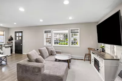 30 Elm Street, Massapequa, NY 11758 - Photo 7
