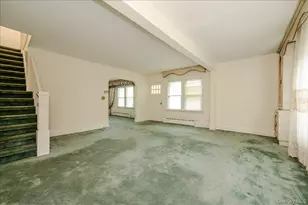 4634 Iris Ln, Great Neck, NY 11020 - Photo 3