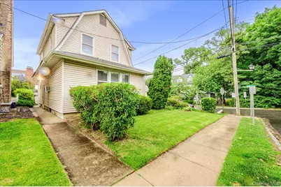 4634 Iris Lane, Great Neck, NY 11020 - Photo 19