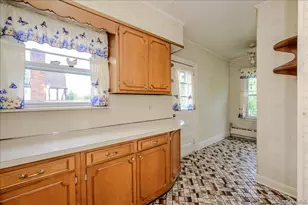 4634 Iris Ln, Great Neck, NY 11020 - Photo 5