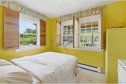 30 Edgemere Drive, Southampton, NY 11968 - Photo 9
