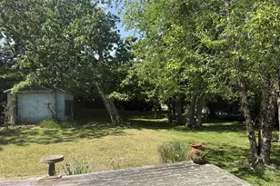 30 Edgemere Dr, Southampton, NY 11968 - Photo 19