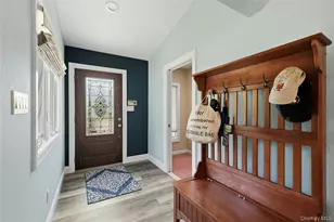 852 Jackson Ave, Franklin Square, NY 11010 - Photo 19