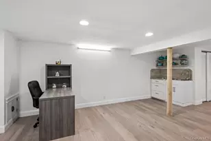 21 Fairoaks Ln, Smithtown, NY 11787 - Photo 21