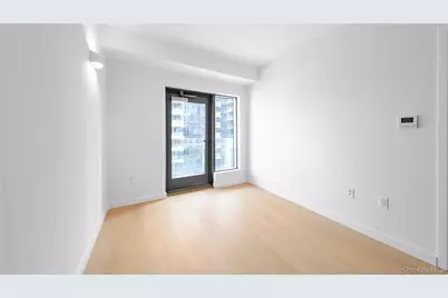 3371 Prince Street #11A, Flushing, NY 11354 - Photo 5