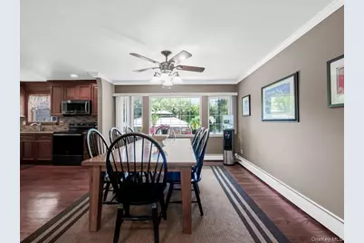 14 Tulip Avenue, Farmingville, NY 11738 - Photo 5
