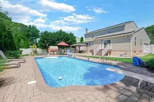 14 Tulip Ave, Farmingville, NY 11738 - Photo 23