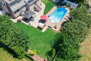 14 Tulip Ave, Farmingville, NY 11738 - Photo 35