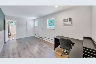 9 Daniel Court, Ronkonkoma, NY 11779 - Photo 31
