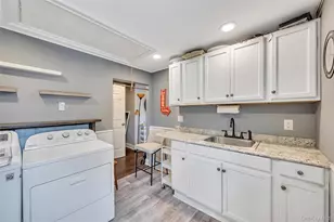 115 Dahlia Dr, Mastic Beach, NY 11951 - Photo 17