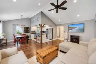 115 Dahlia Dr, Mastic Beach, NY 11951 - Photo 5