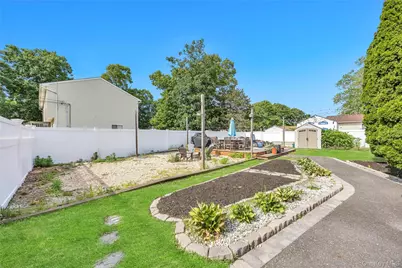 115 Dahlia Drive, Mastic Beach, NY 11951 - Photo 37