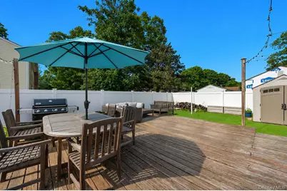 115 Dahlia Drive, Mastic Beach, NY 11951 - Photo 29