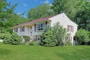 635 Gilbert Ave, Pearl River, NY 10965 - Photo 31