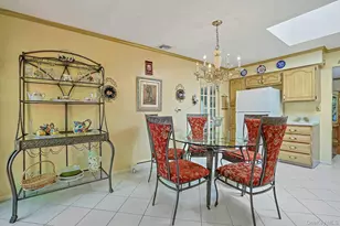 635 Gilbert Ave, Pearl River, NY 10965 - Photo 11