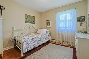 635 Gilbert Ave, Pearl River, NY 10965 - Photo 17