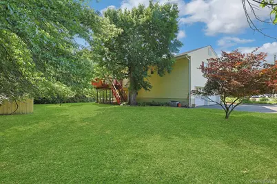 635 Gilbert Avenue, Pearl River, NY 10965 - Photo 5