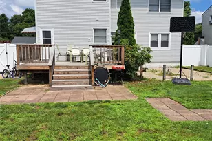 54 17th St, West Babylon, NY 11704 - Photo 19