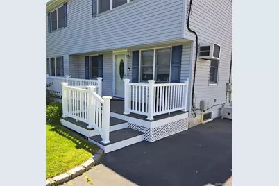 54 17th Street, West Babylon, NY 11704 - Photo 3