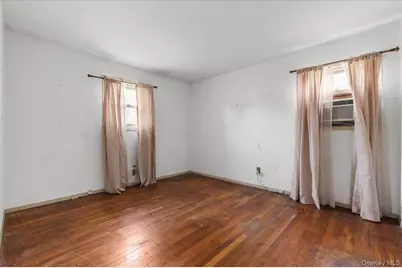 1680 Pine Acres Boulevard, Bay Shore, NY 11706 - Photo 13