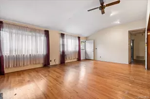 1680 Pine Acres Blvd, Bay Shore, NY 11706 - Photo 7