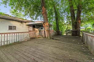 1680 Pine Acres Blvd, Bay Shore, NY 11706 - Photo 31
