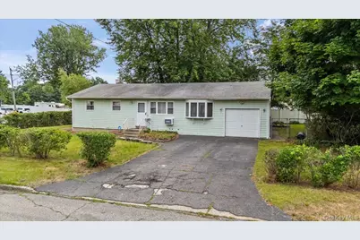 1680 Pine Acres Boulevard, Bay Shore, NY 11706 - Photo 1