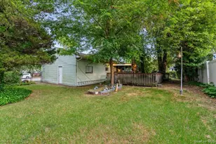 1680 Pine Acres Blvd, Bay Shore, NY 11706 - Photo 33