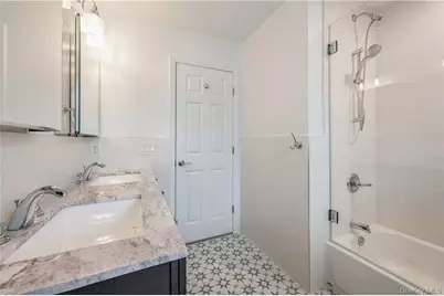 11 Park Avenue, Harrison, NY 10528 - Photo 11