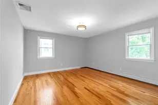 38 Dunes Ln, Port Washington, NY 11050 - Photo 13