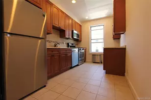 70-32 65th St, Glendale, NY 11385 - Photo 7
