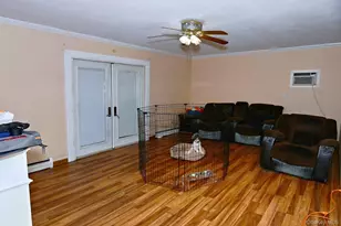 36 Willow St, Selden, NY 11784 - Photo 5