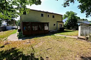 36 Willow St, Selden, NY 11784 - Photo 33
