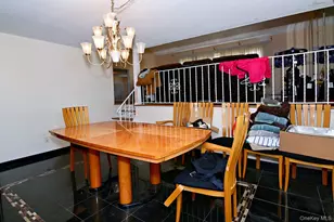36 Willow St, Selden, NY 11784 - Photo 9