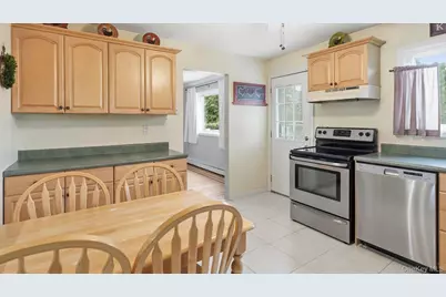 45 Margaret Road, Massapequa, NY 11758 - Photo 9