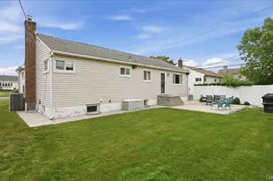 45 Margaret Rd, Massapequa, NY 11758 - Photo 33