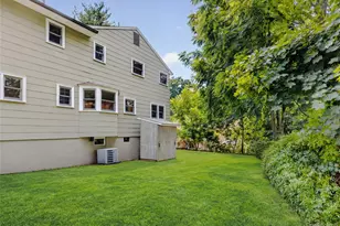 7 Overlook Rd, Dobbs Ferry, NY 10522 - Photo 33