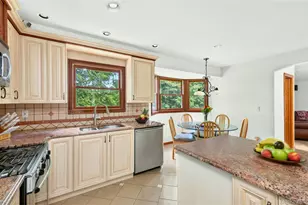 7 Overlook Rd, Dobbs Ferry, NY 10522 - Photo 11