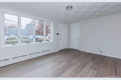 141 Wendy Drive, Holtsville, NY 11742 - Photo 3