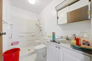 158 Falmouth Ct, Ridge, NY 11961 - Photo 7