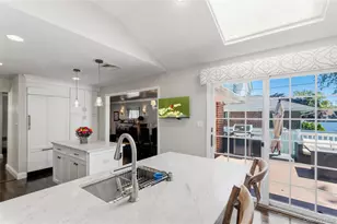 33 Birchwood Park Dr, Syosset, NY 11791 - Photo 9