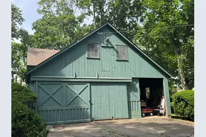33 Crosby Street, Center Moriches, NY 11934 - Photo 3