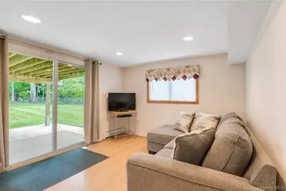 61 Yale Avenue, Oakdale, NY 11769 - Photo 19