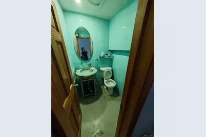 3370 Prince Street #C14, Flushing, NY 11354 - Photo 7