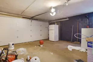 185 E 17th St, Huntington Station, NY 11746 - Photo 27