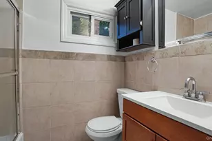 185 E 17th St, Huntington Station, NY 11746 - Photo 11
