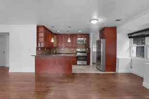 185 E 17th St, Huntington Station, NY 11746 - Photo 3