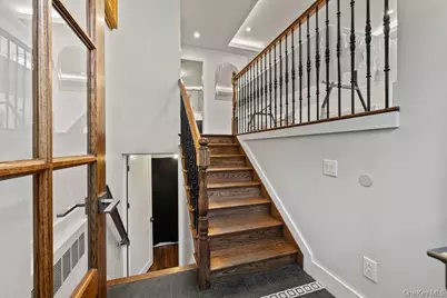 31 Beckett Court, Spring Valley, NY 10977 - Photo 3